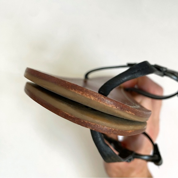 Tory Burch Mini Miller Gabriel small circle emblem t-strap thong flat sandals - Picture 7 of 11